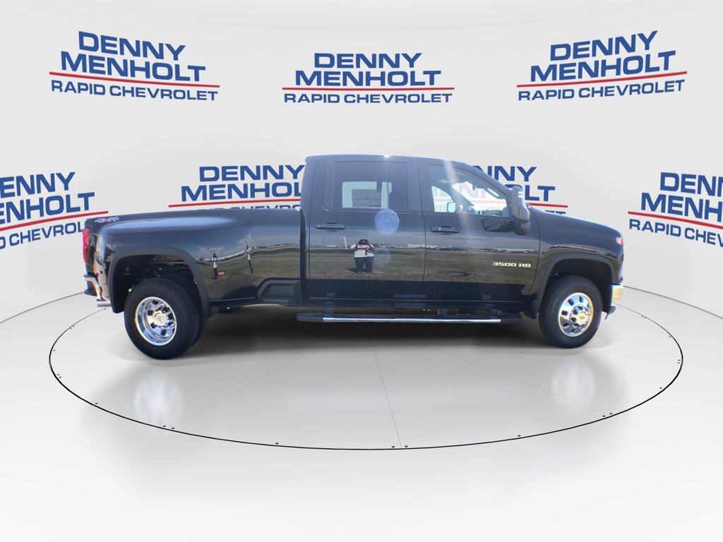 2026 Chevrolet Silverado 3500