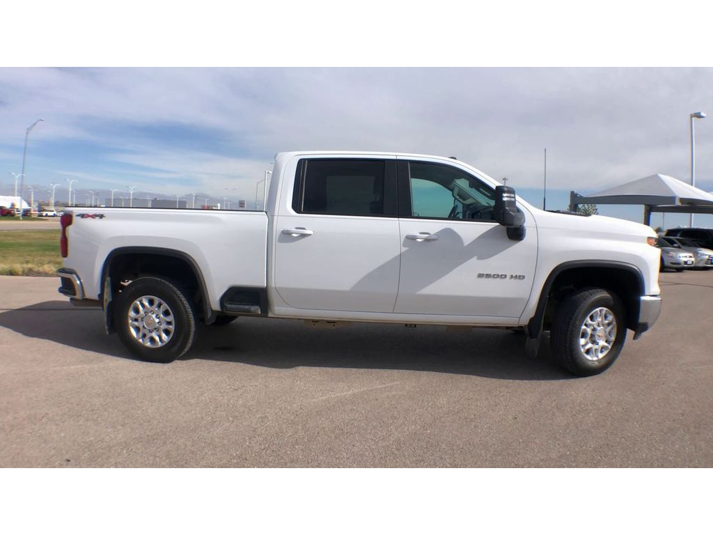 2025 Chevrolet Silverado 2500