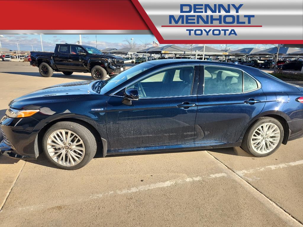 Used 2020 Toyota Camry Hybrid Hybrid XLE Cars