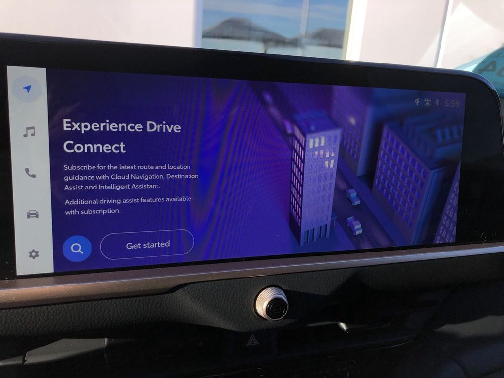 2025 Toyota Crown Signia