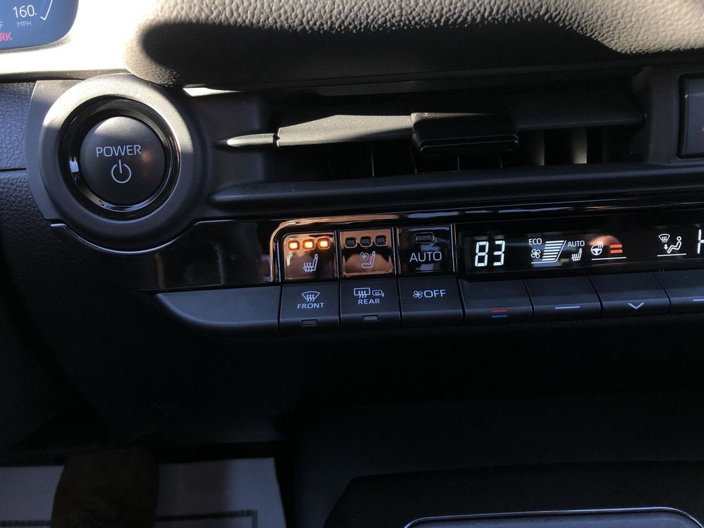 2025 Toyota Crown Signia