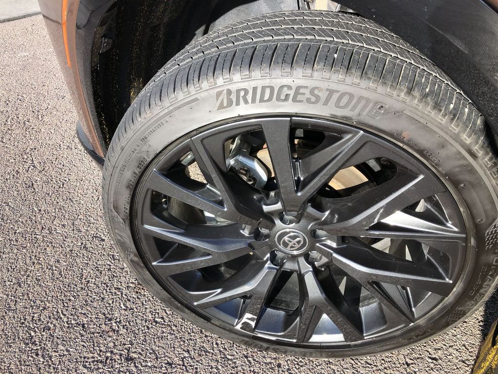 2025 Toyota Crown Signia