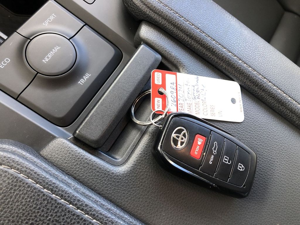 2024 Toyota Grand Highlander Hybrid