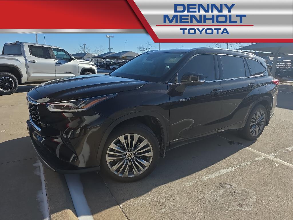 Used 2021 Toyota Highlander Hybrid Hybrid Platinum SUVs