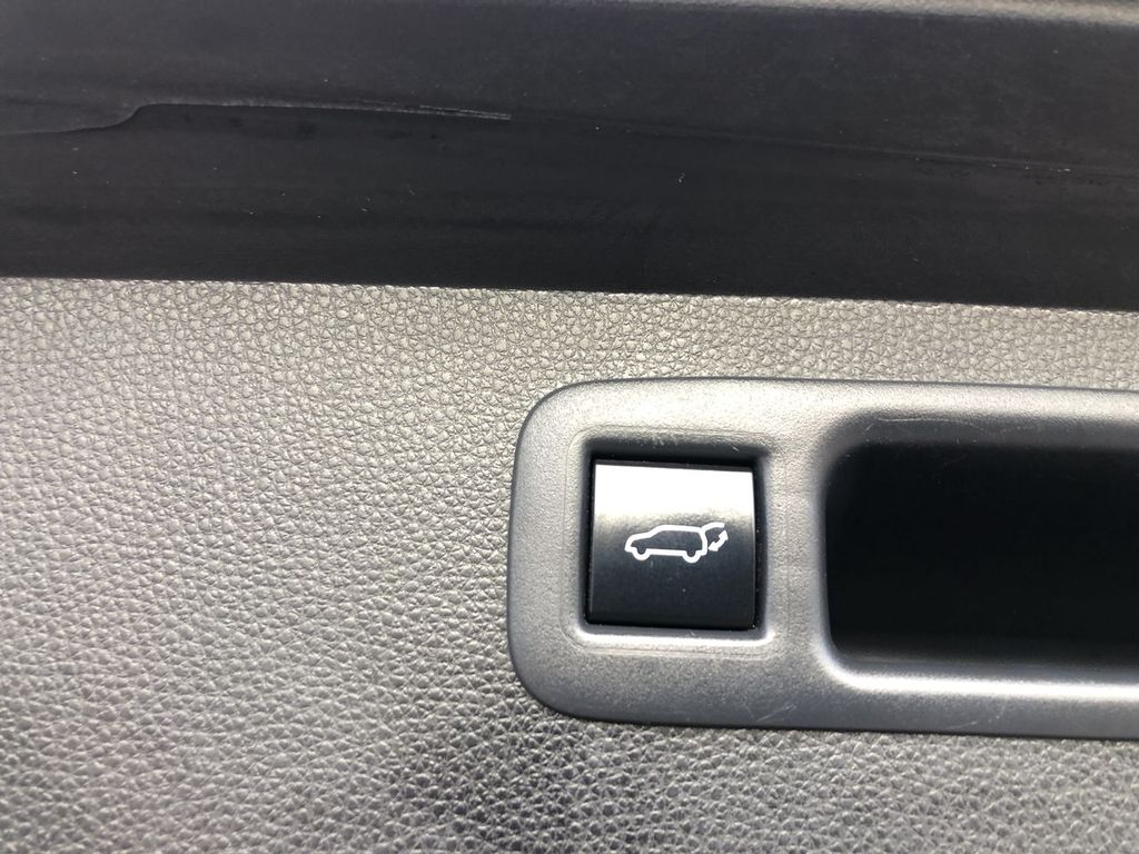 2021 Toyota Highlander Hybrid