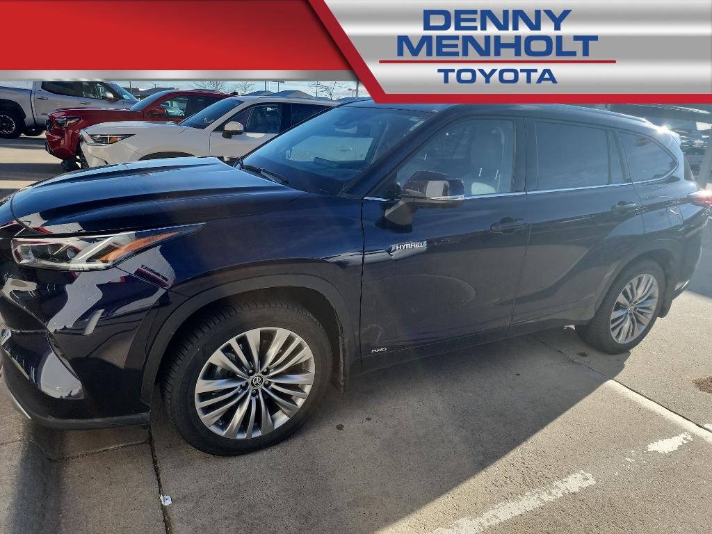 Used 2021 Toyota Highlander Hybrid Hybrid Platinum SUVs