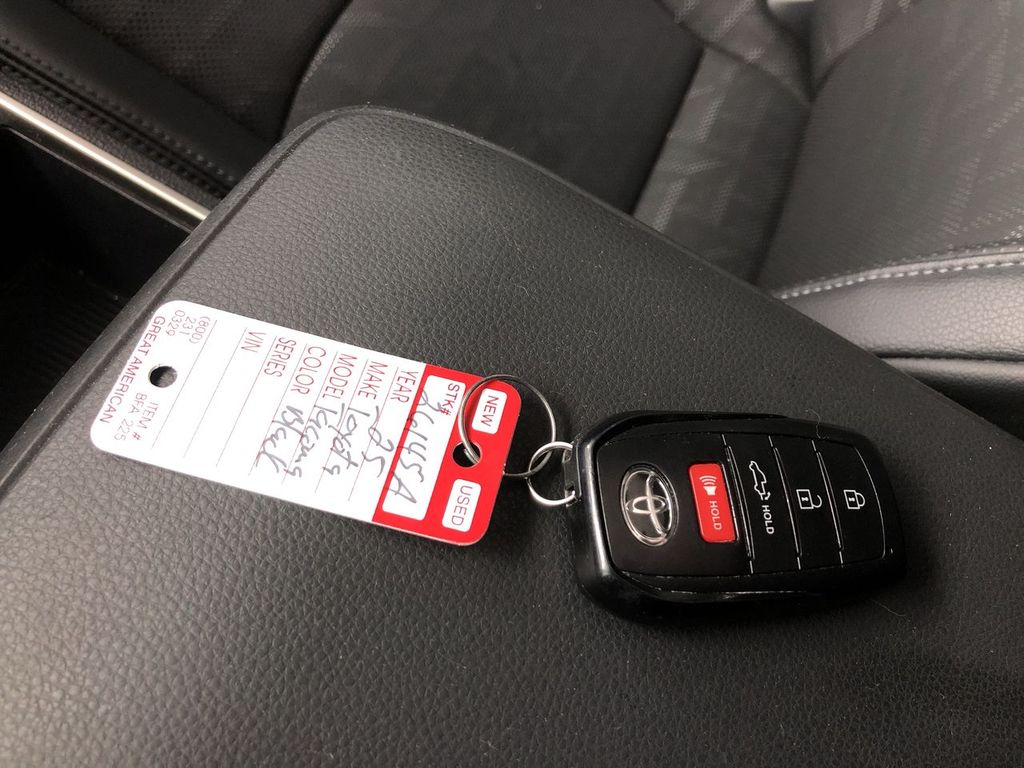 2025 Toyota Tacoma Hybrid