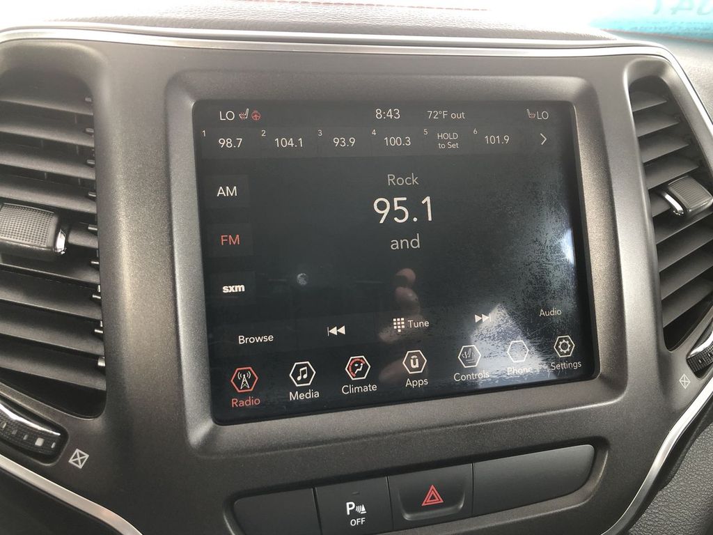 2019 Jeep Cherokee