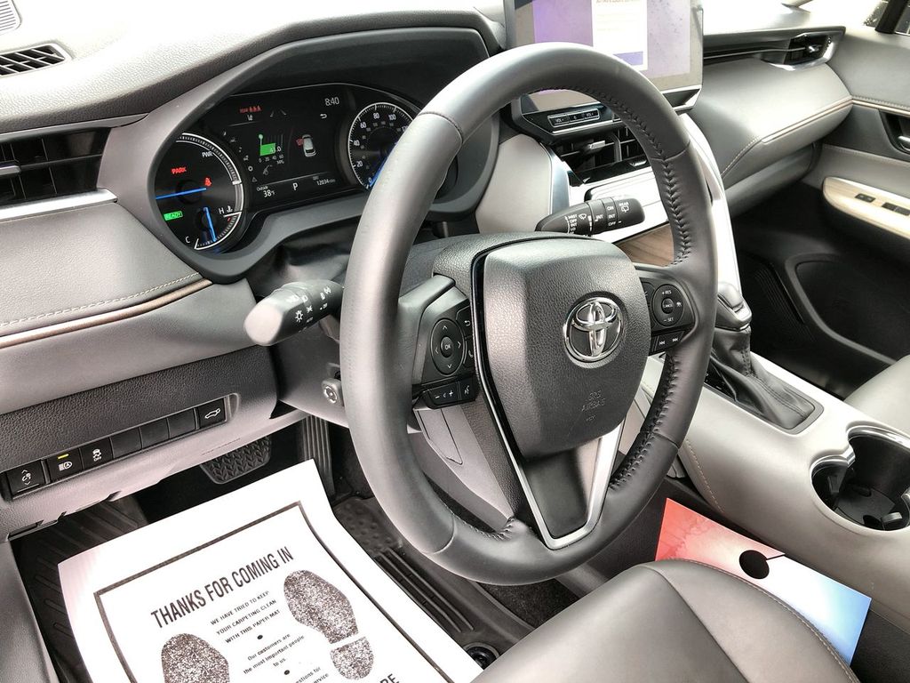 2023 Toyota Venza