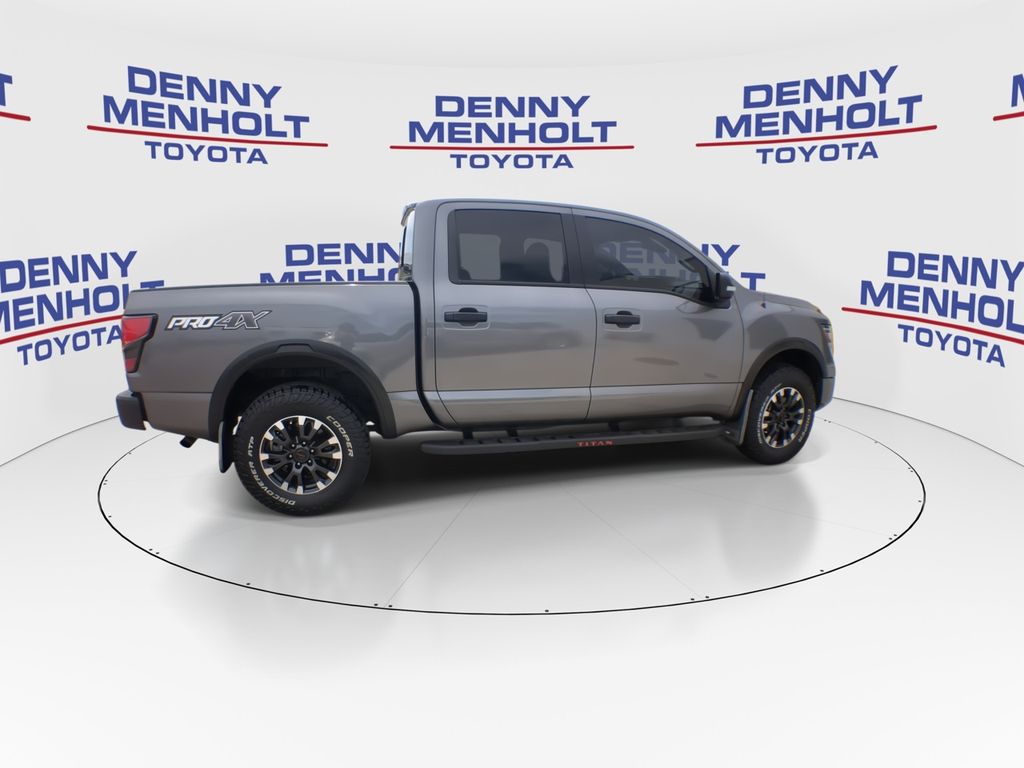 2020 Nissan Titan