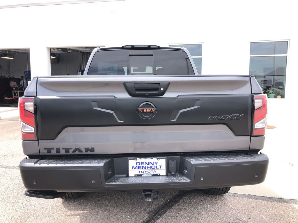 2020 Nissan Titan
