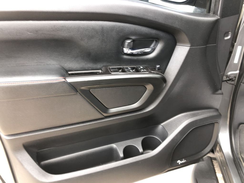 2020 Nissan Titan