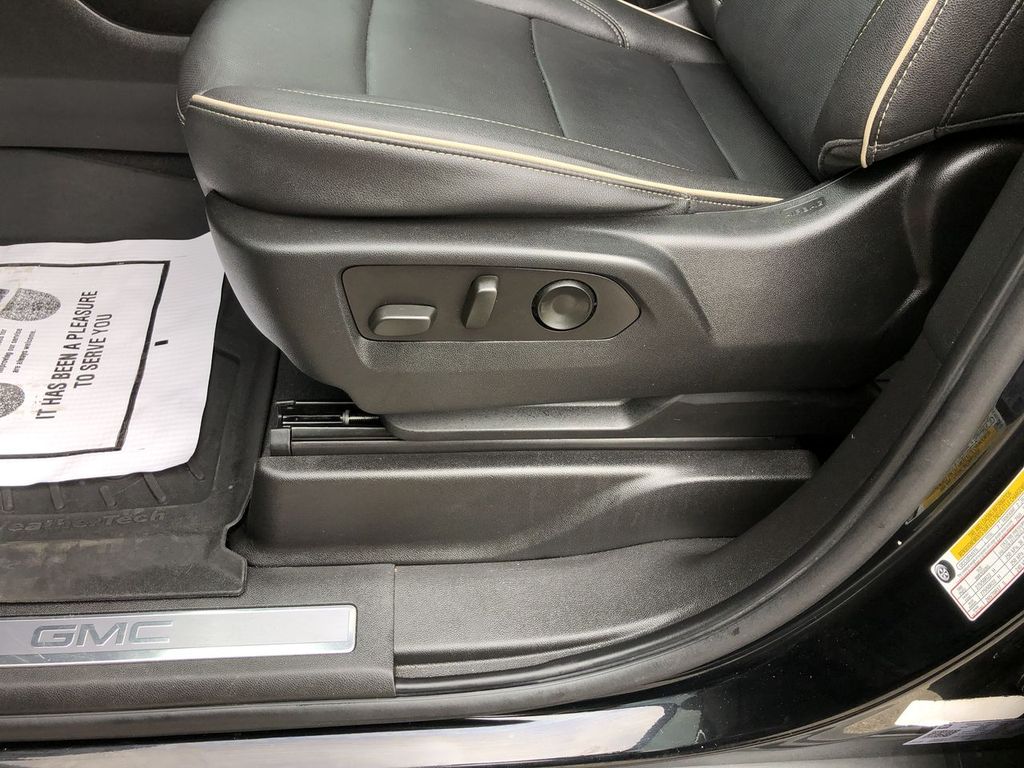 2023 GMC Yukon XL