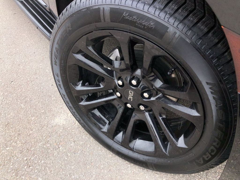 2023 GMC Yukon XL