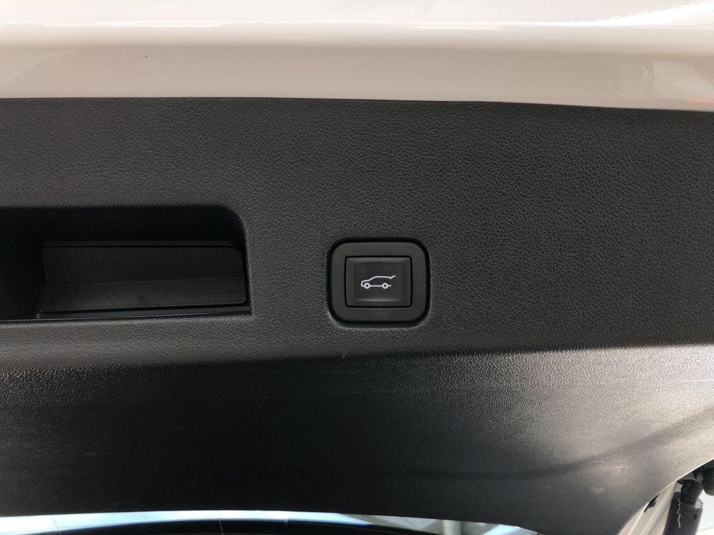 2025 GMC Acadia