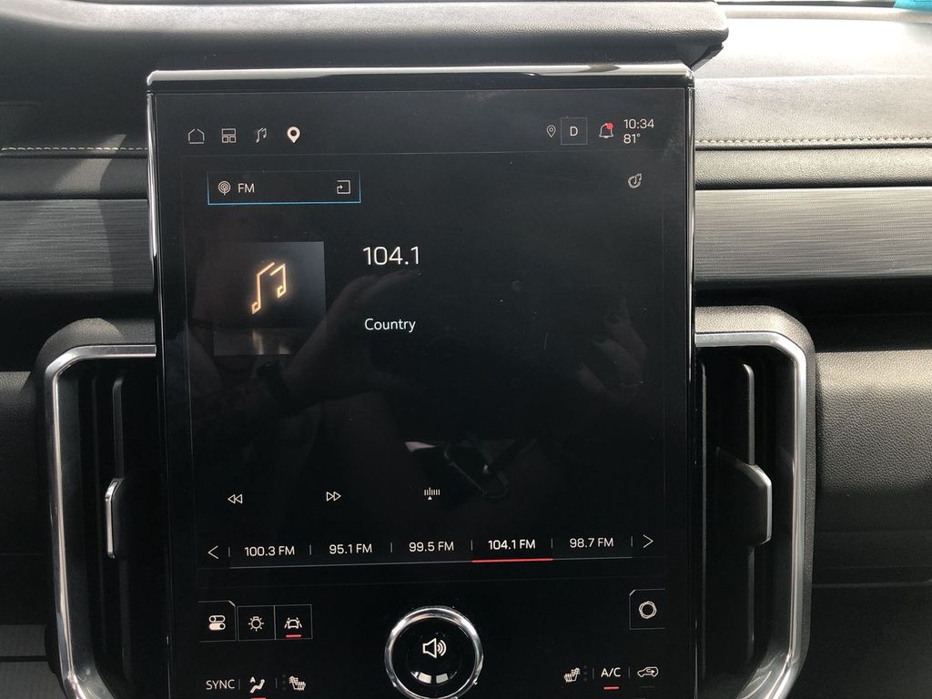 2025 GMC Acadia