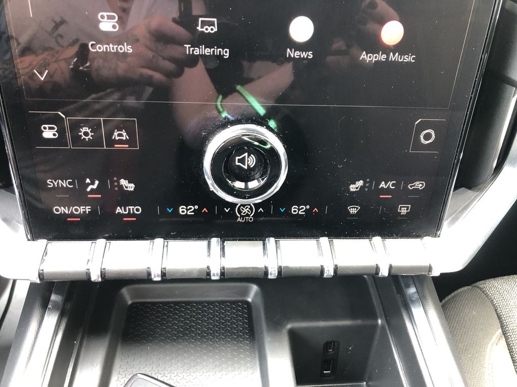 2025 GMC Acadia