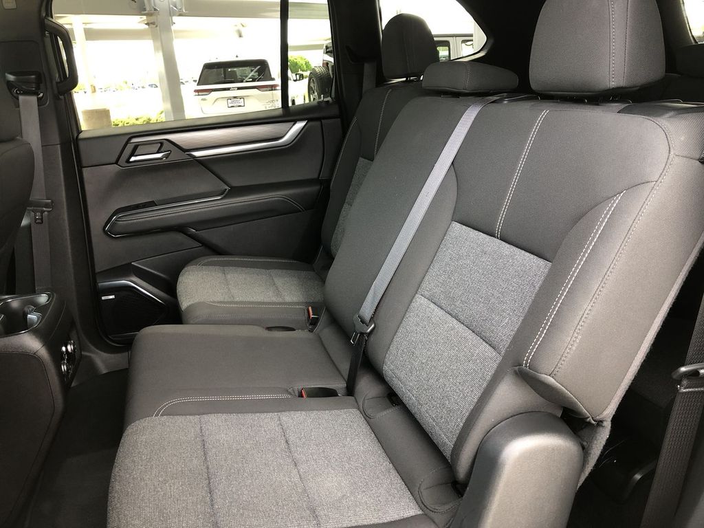 2025 GMC Acadia