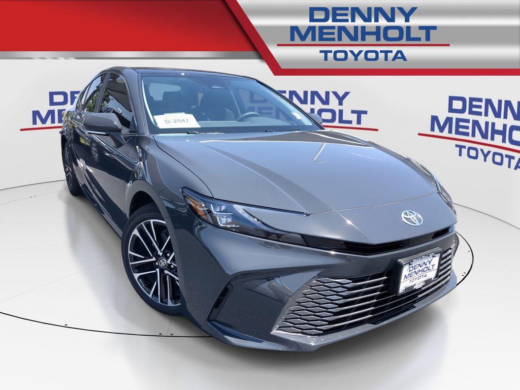 Used 2025 Toyota Camry Hybrid XLE Cars