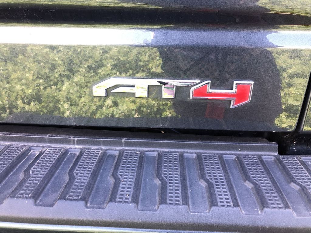 2022 GMC Sierra Limited