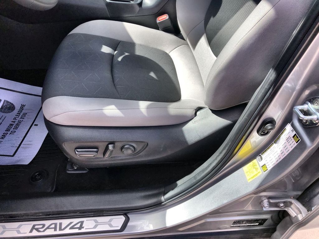 2025 Toyota RAV4 Hybrid