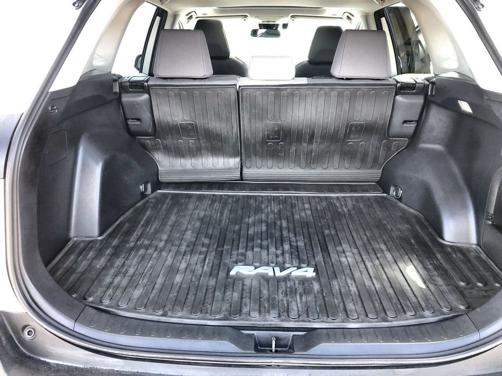 2025 Toyota RAV4 Hybrid