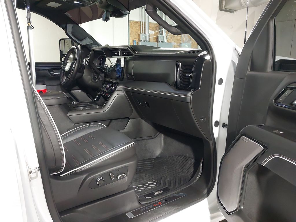 2025 GMC Sierra 2500