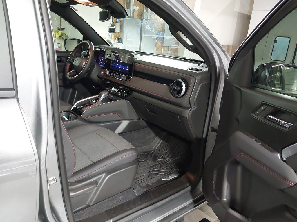 2024 Chevrolet Colorado