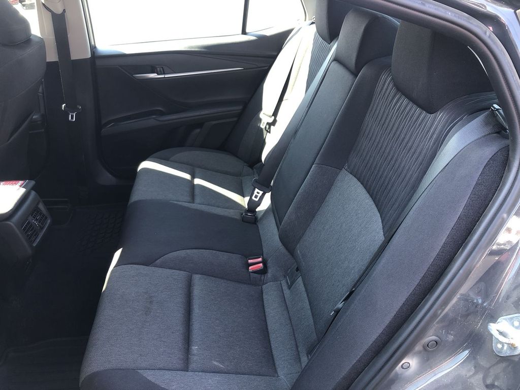 2025 Toyota Camry Hybrid