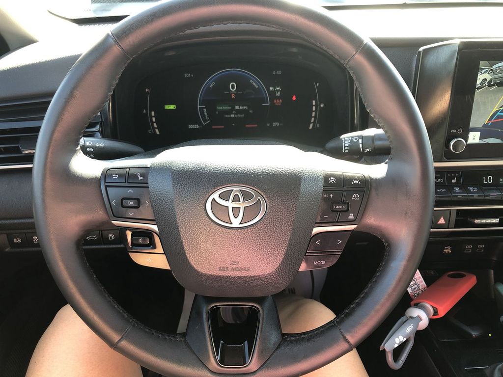 2025 Toyota Camry Hybrid