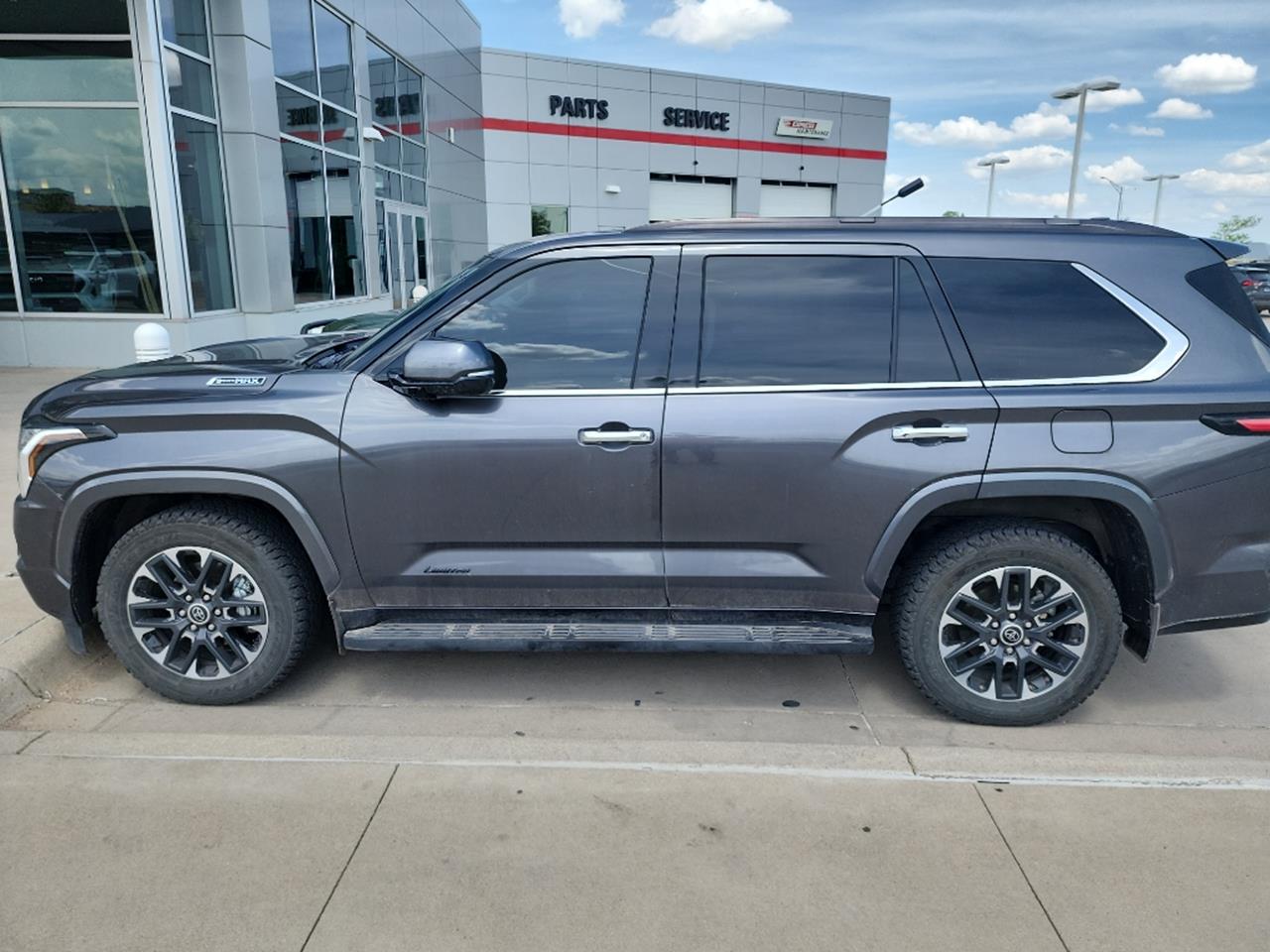 2023 Toyota Sequoia