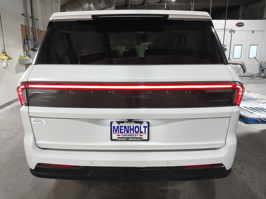 2025 Lincoln Navigator L