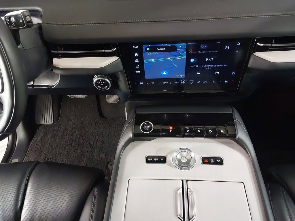 2025 Lincoln Navigator L