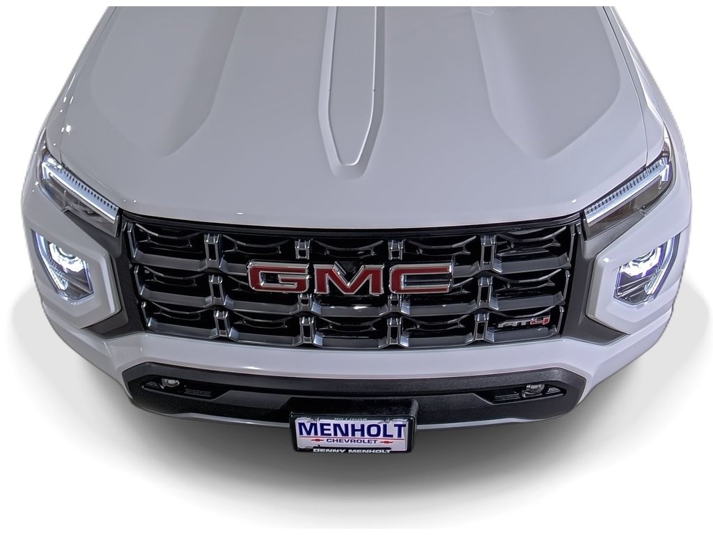 2024 GMC Canyon