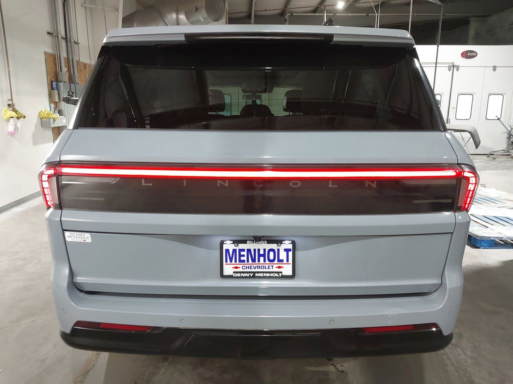 2025 Lincoln Navigator L