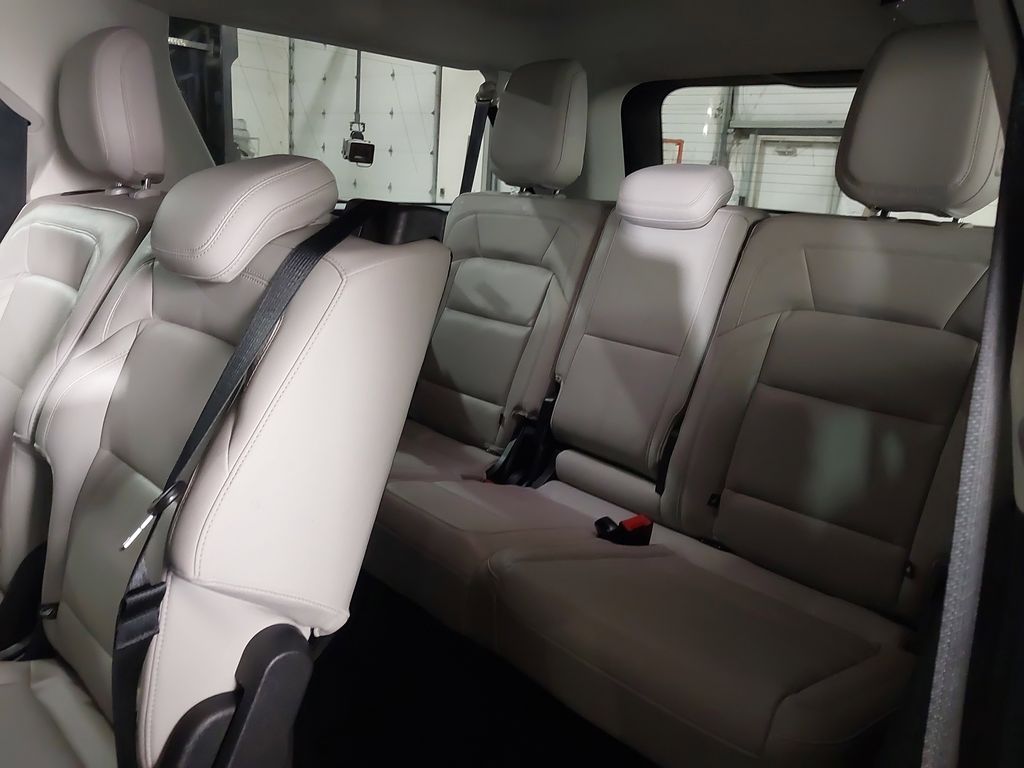 2025 Lincoln Navigator L