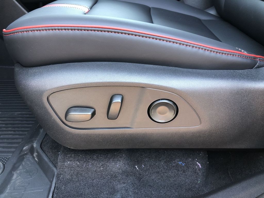 2027 Chevrolet Traverse