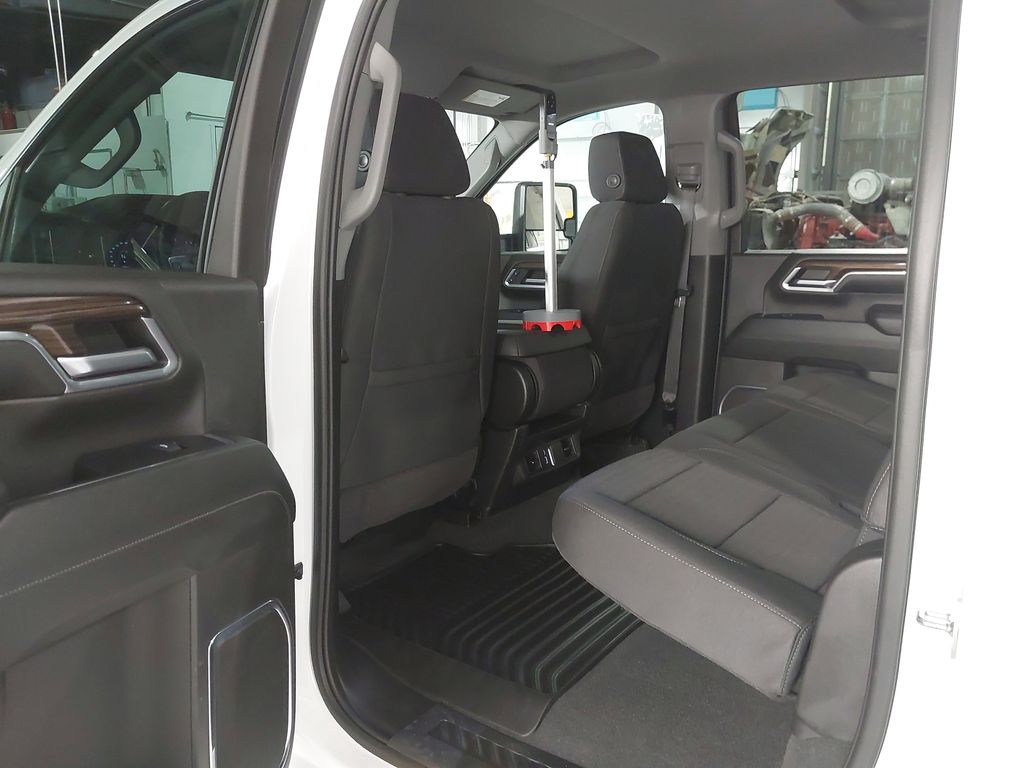 2024 Chevrolet Silverado 3500