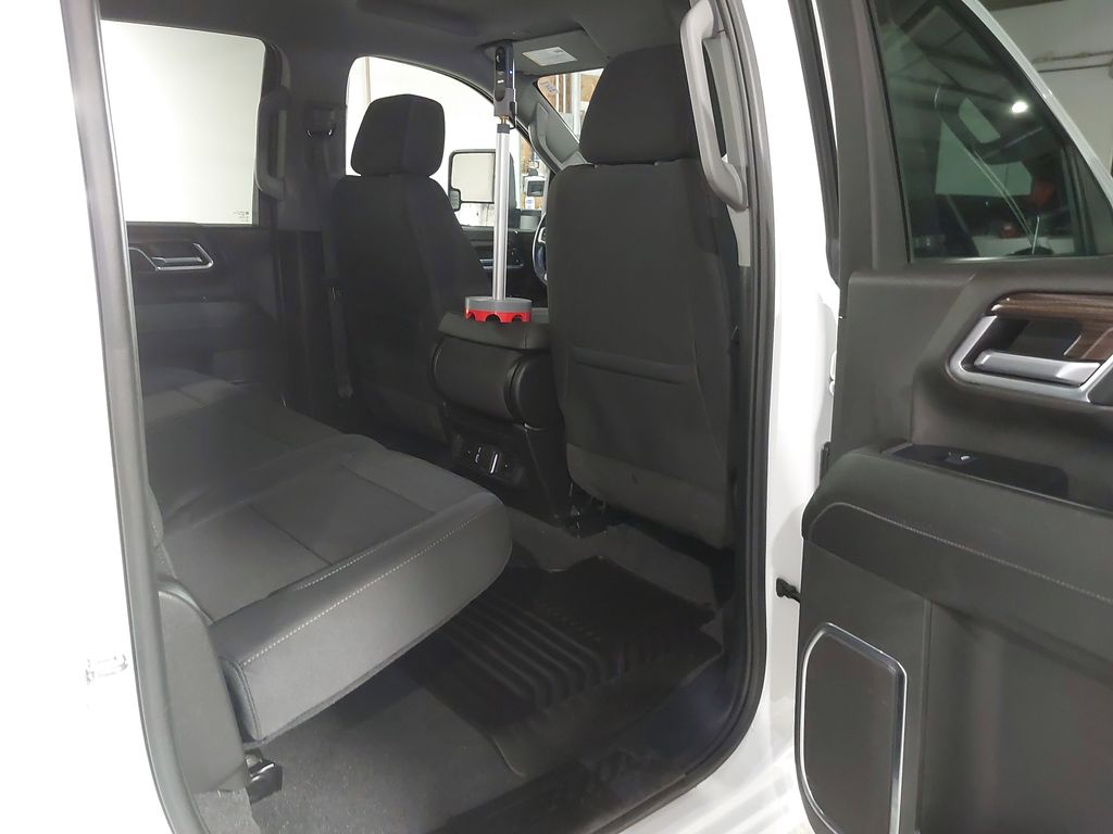 2024 Chevrolet Silverado 3500