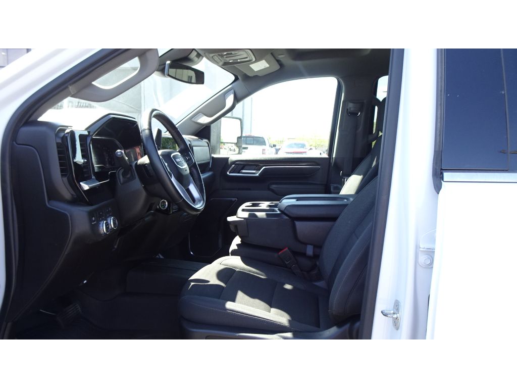 2024 GMC Sierra 3500