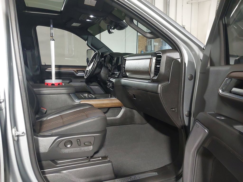 2024 Chevrolet Silverado 3500