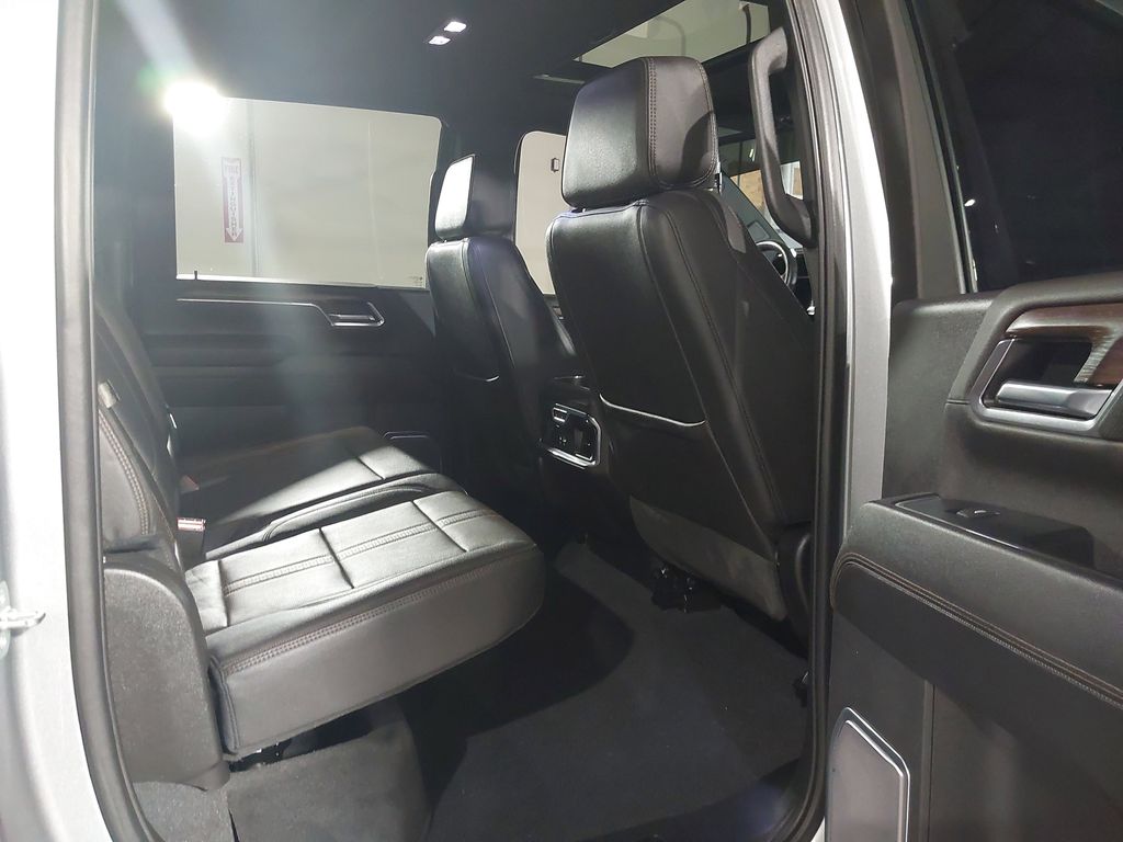 2024 Chevrolet Silverado 3500