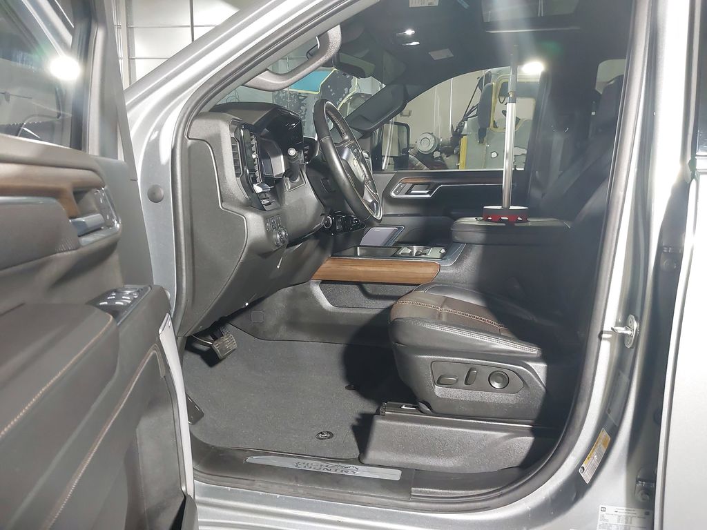 2024 Chevrolet Silverado 3500