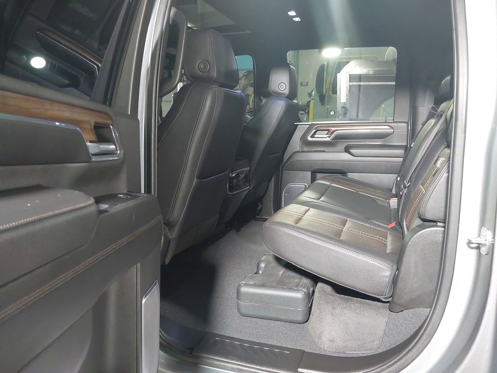 2024 Chevrolet Silverado 3500