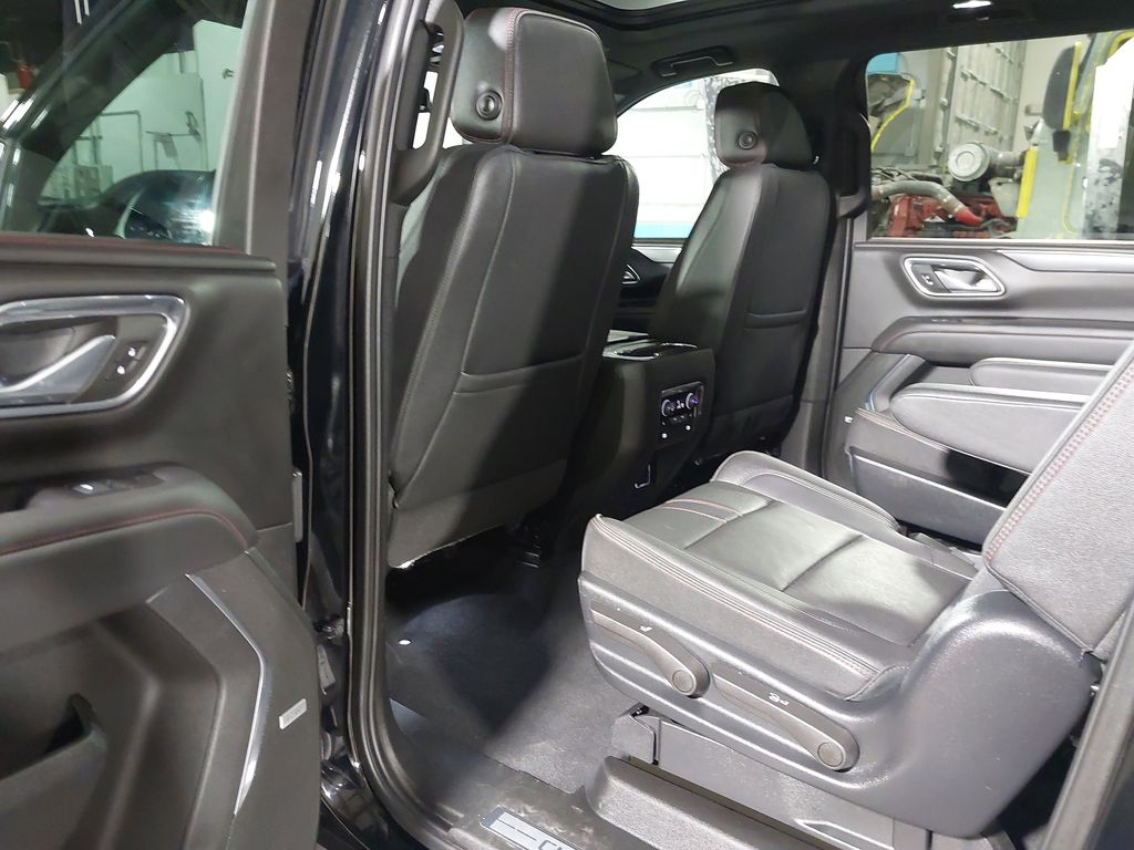 2023 Chevrolet Suburban