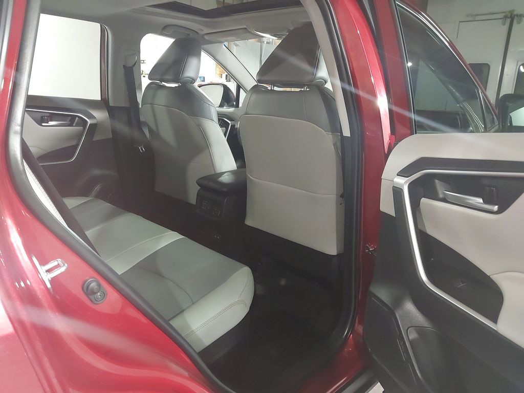 2025 Toyota RAV4 Hybrid
