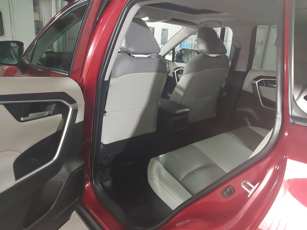 2025 Toyota RAV4 Hybrid