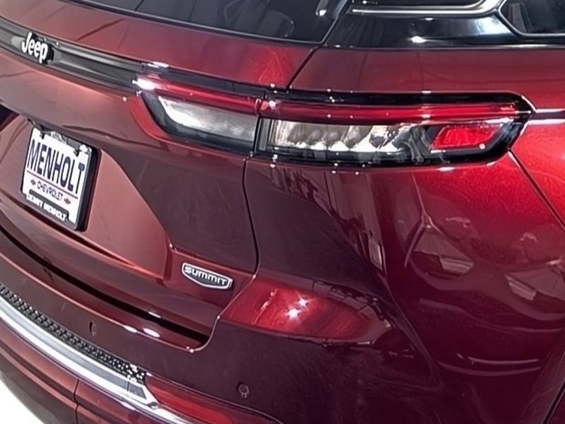 2022 Jeep Grand Cherokee