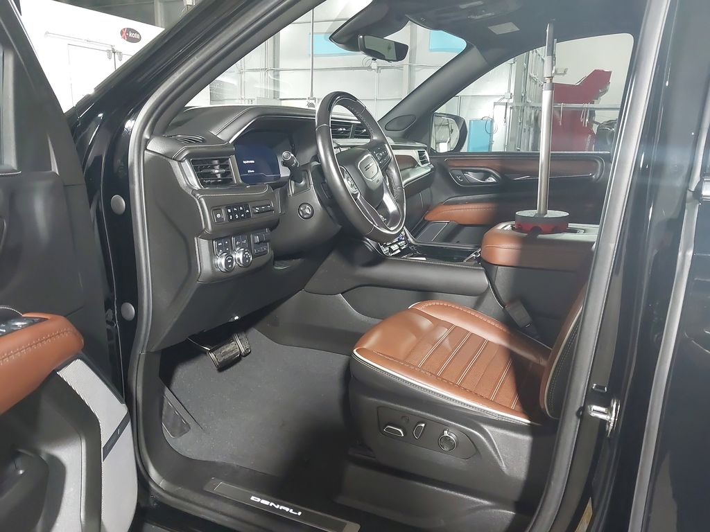 2023 GMC Yukon