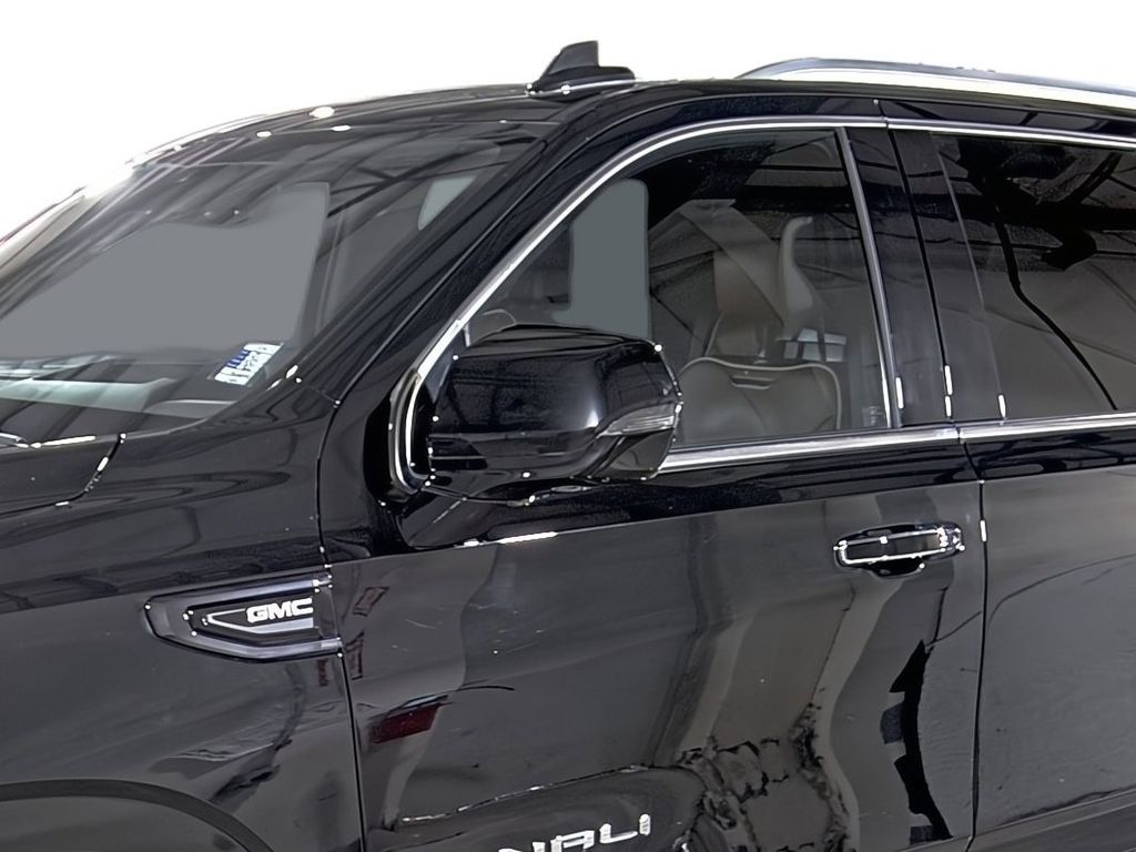 2023 GMC Yukon